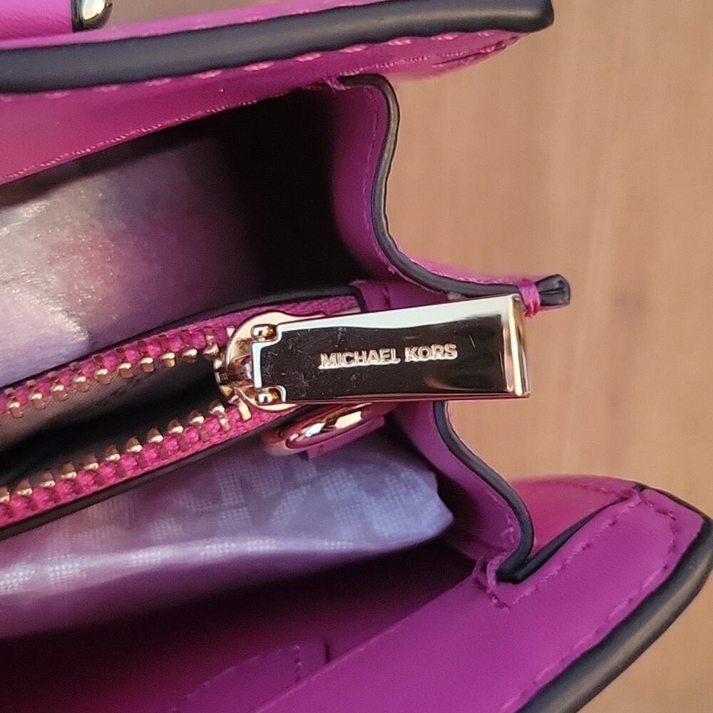 NWT Michael Kors Chantal Signature Logo Extra‎ Small Crossbody Bag Purse Pink - Picture 8 of 10